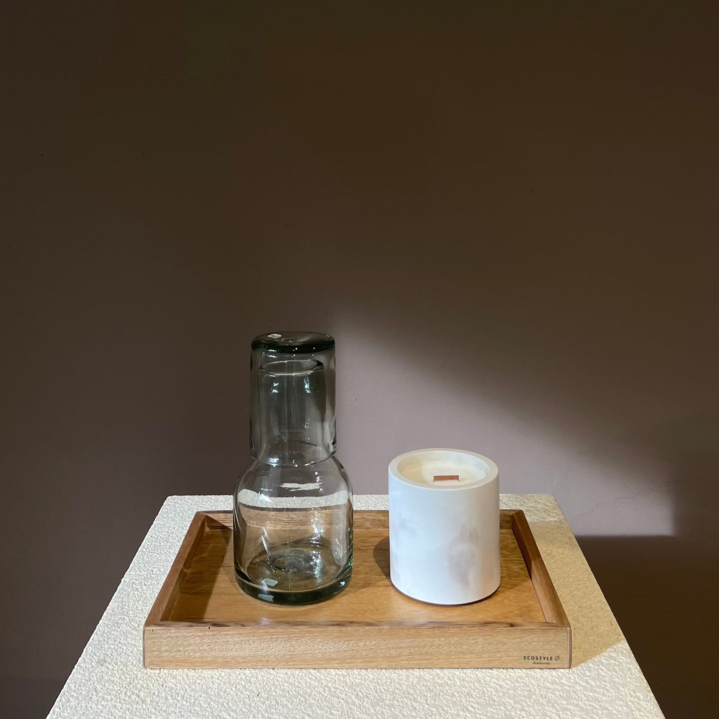 Jarra con Vaso para Buró + Charola de Madera